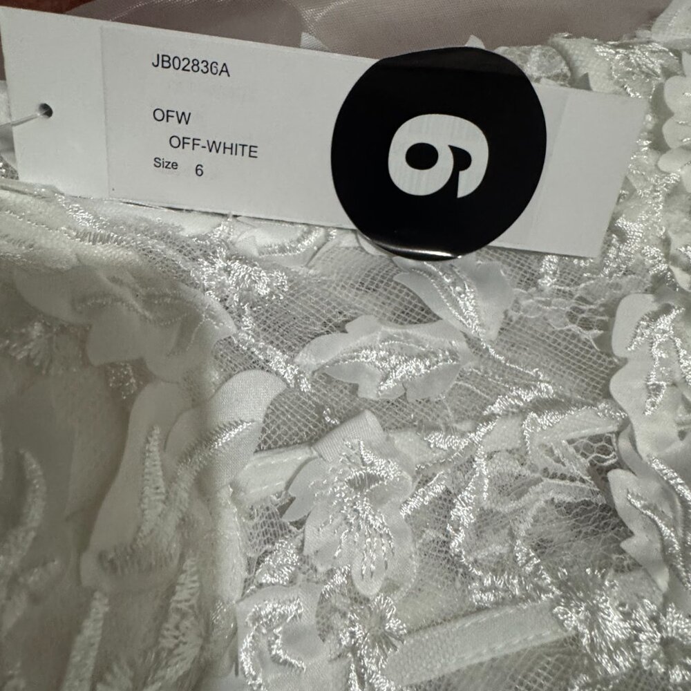 New Jovani Bridal Strapless Lace 3D Floral Mermaid Wedding Dress Size 6 White - Picture 3 of 5